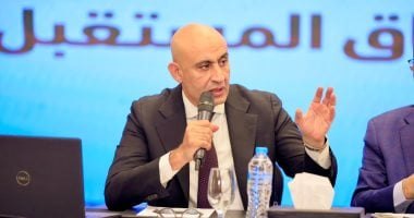 من له حق دخول الامتحان وفق نظام العمال بالمدارس الفنية؟