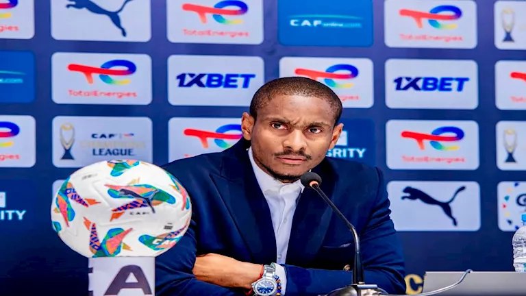 موكوينا يتفوق على حسام حسن ودياز في بداية بيراميدز الاستثنائية