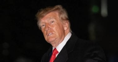 ترامب: لا نتفاوض حاليا مع إيران.. و"شيئا ما" سيحدث قريبا
