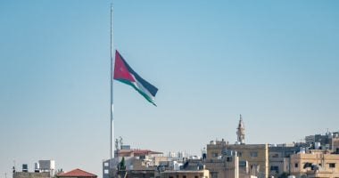 الأردن يعلن الحداد العام وتنكيس الأعلام لـ 3 أيام حداداً على شهداء كنيسة الكرك