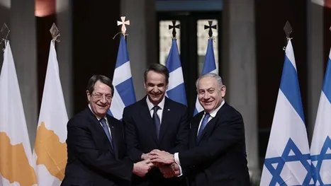 اتفاق تركيا وليبيا البحري يفجر غضب اليونان ومصر والاحتلال.. وأردوغان يرحب